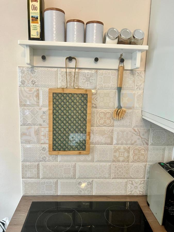 Adorable, Cosy Apartment At The Heroes' Square ブダペスト エクステリア 写真