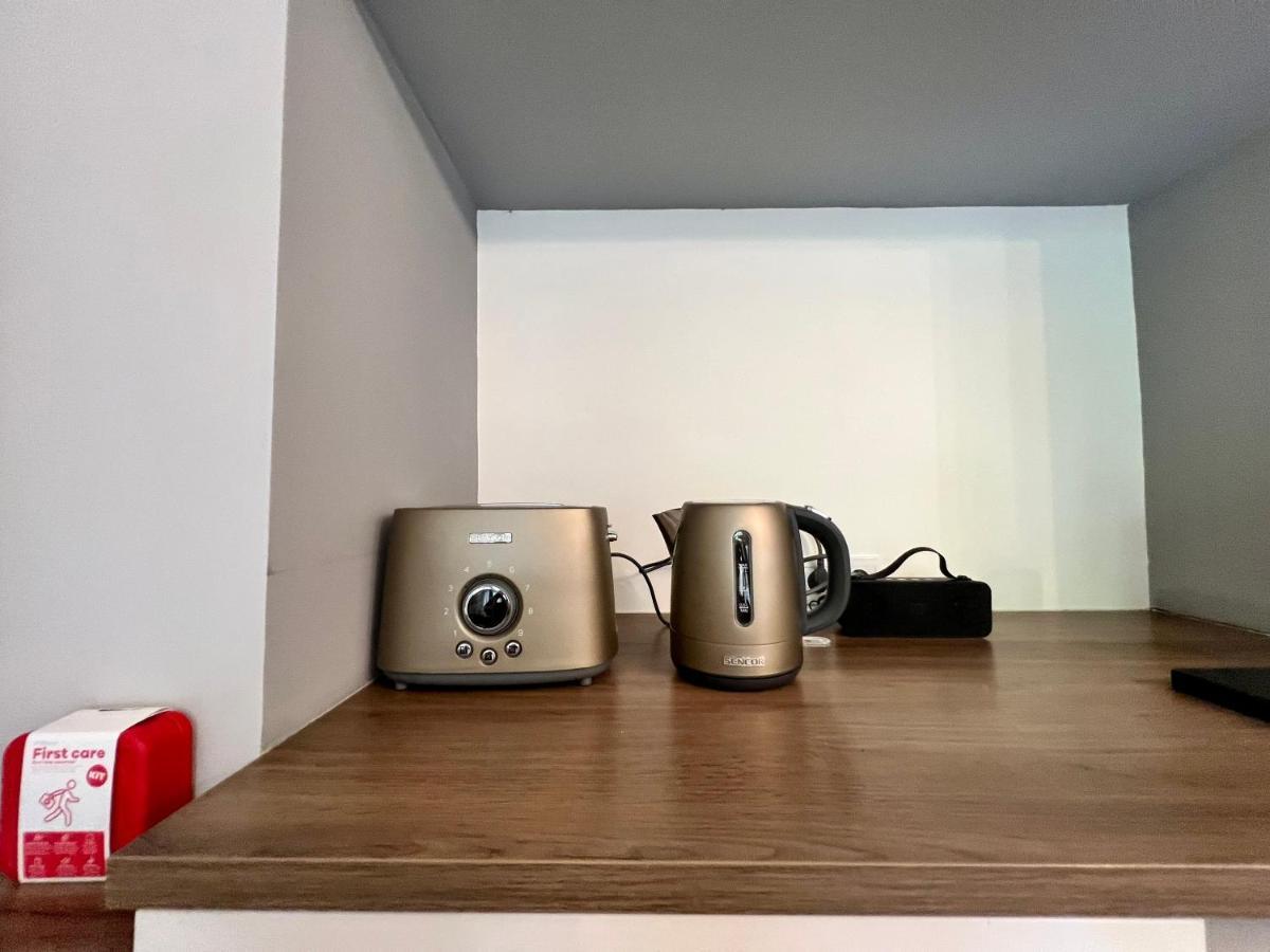 Adorable, Cosy Apartment At The Heroes' Square ブダペスト エクステリア 写真
