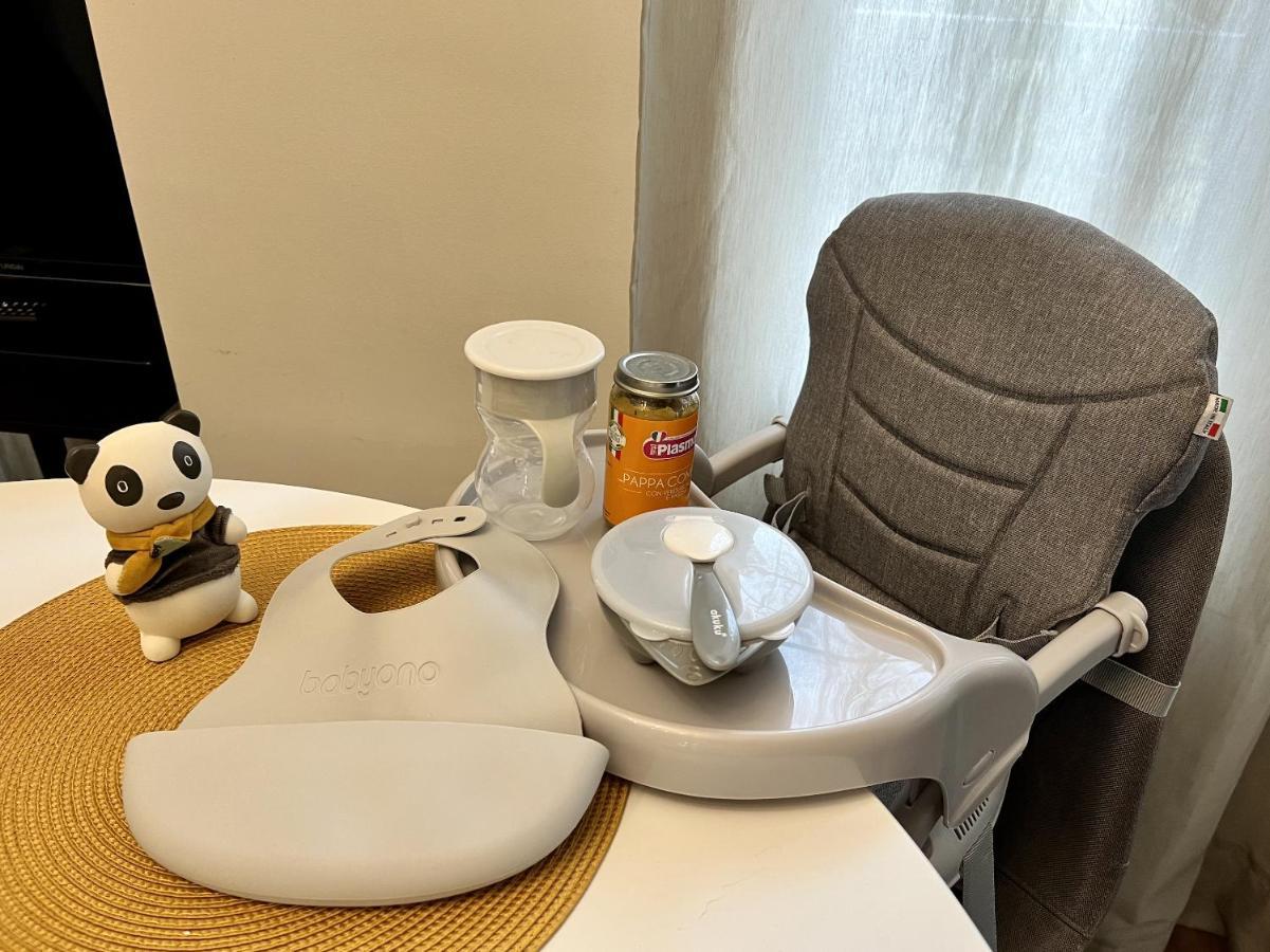 Adorable, Cosy Apartment At The Heroes' Square ブダペスト エクステリア 写真
